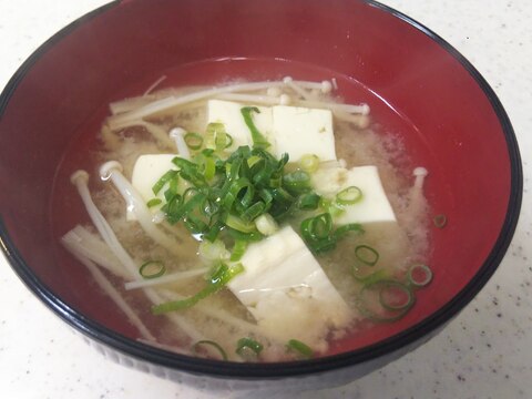 豆腐とえのきの味噌汁